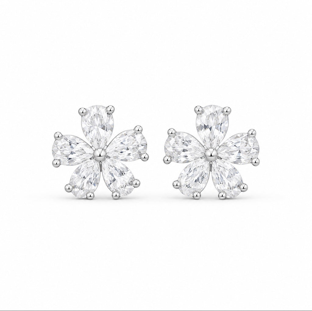Boucles d’Oreilles Fleur en Argent 925 & Zirconiums Étincelants – Esmée