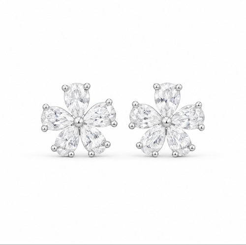 Boucles d’Oreilles Fleur en Argent 925 & Zirconiums Étincelants – Esmée